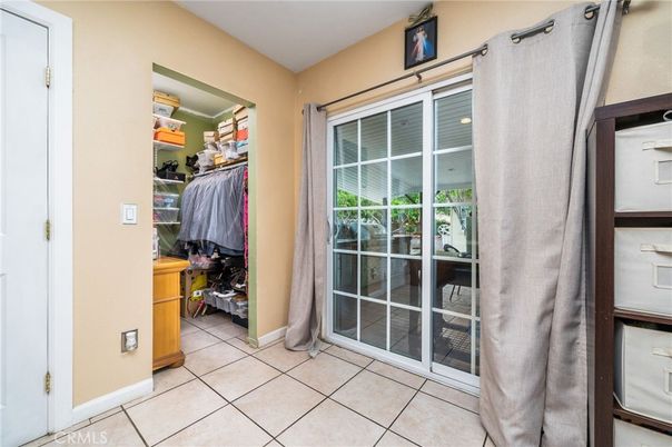 Interior, Walk-in Closets