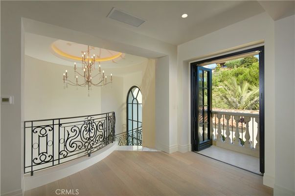 Chandelier, Interior, Recessed Lighting, Wood Texture Flooring