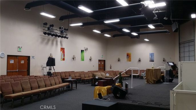 Fitness Equipment, Interior, Living room, Recessed Lighting