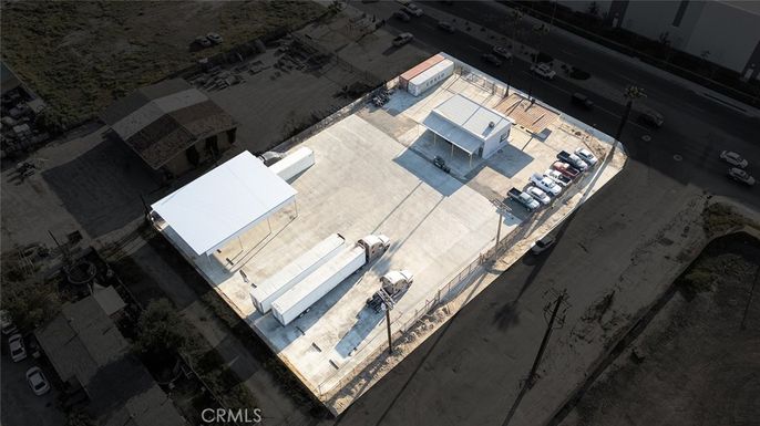 Exterior, Drone