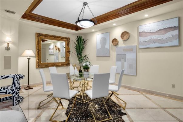Dining room, Interior, Recessed Lighting