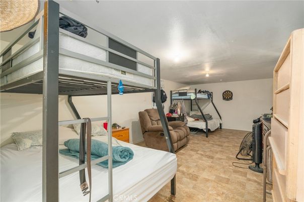 Fitness Equipment, Interior, Recessed Lighting