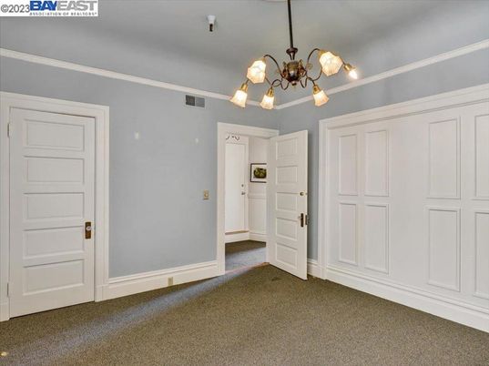Chandelier, Empty room, Interior
