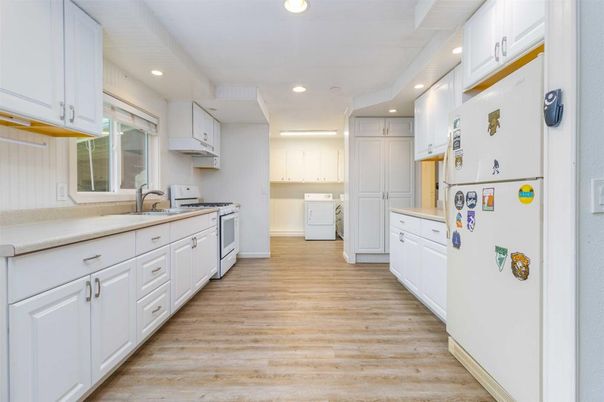 Interior, Kitchen, Recessed Lighting, Wood Texture Flooring