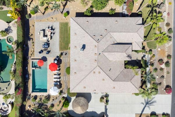 Exterior, Drone