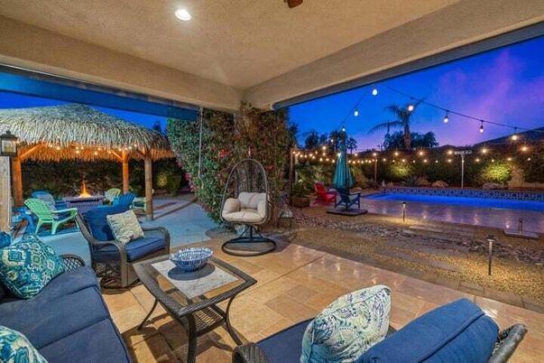 Exterior, Pool, Recessed Lighting