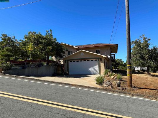 Attached, Detached Garage, Exterior, Facade, None