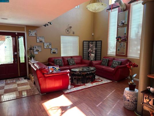 Interior, Living room, Pendant Lights, Wood Texture Flooring