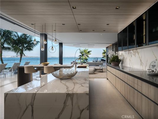 Interior, Marble Walls, Pendant Lights, Recessed Lighting, Water