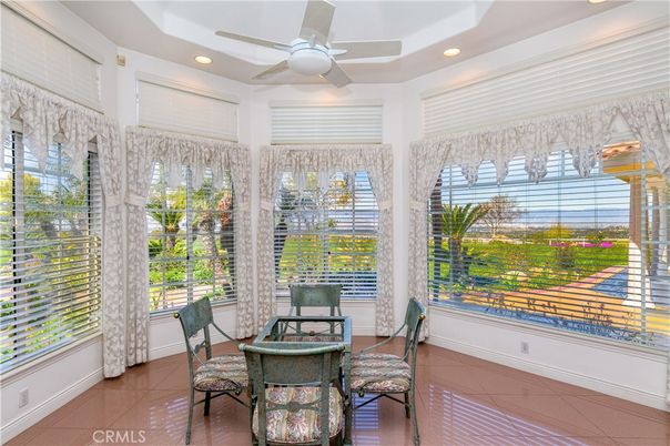 Dining room, Interior, Recessed Lighting