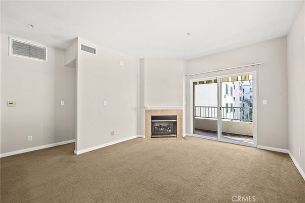 Empty room, Fireplace, Interior