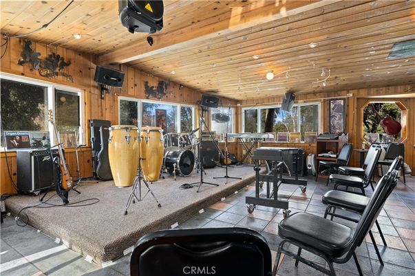 Fitness Equipment, Interior, Recessed Lighting, Wooden Ceilings, Wooden Walls