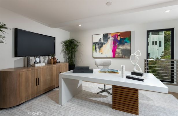 Home Office, Interior, Recessed Lighting, Wood Texture Flooring
