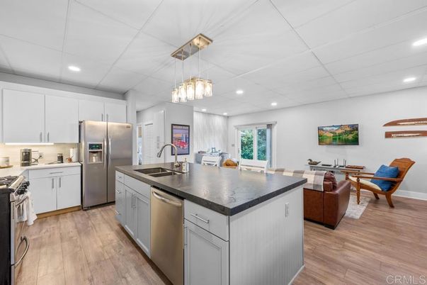 Interior, Kitchen, Living room, Pendant Lights, Recessed Lighting, Stainless Steel Appliances, Wood Texture Flooring