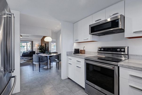 Dining room, Interior, Kitchen, Living room, Recessed Lighting, Stainless Steel Appliances