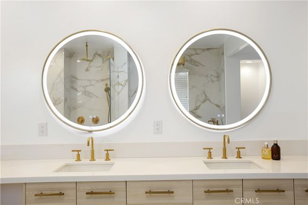 Bathroom, Dual Sink Vanities, Interior, Marble Walls