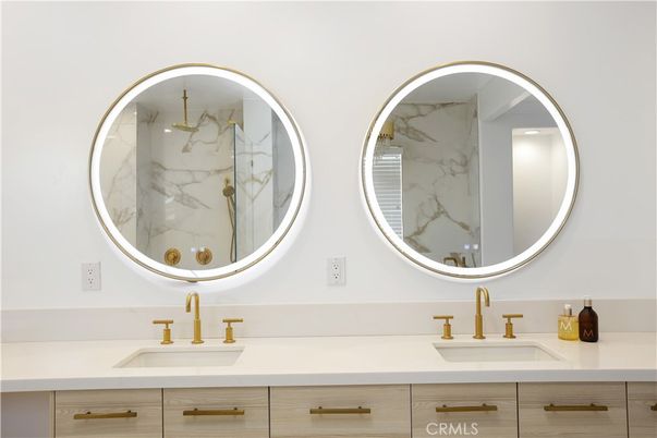 Bathroom, Dual Sink Vanities, Interior, Marble Walls