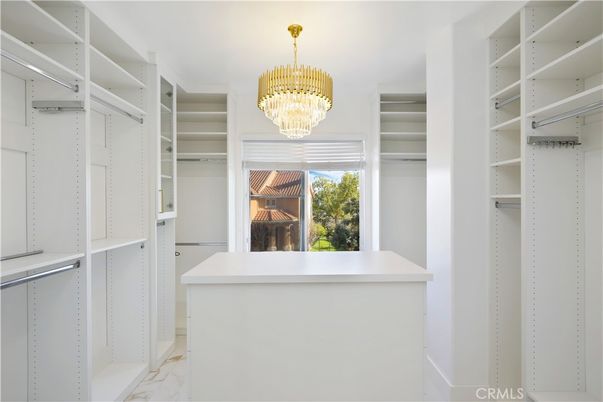 Chandelier, Interior, Walk-in Closets