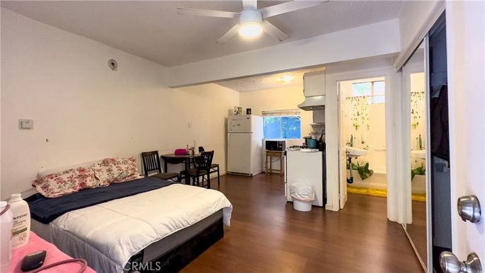 Bedroom, Dining room, Interior, Kitchen, Wood Texture Flooring