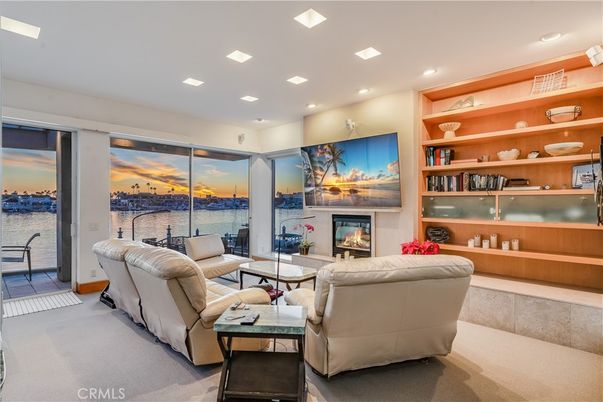 Fireplace, Interior, Living room, Recessed Lighting, Water