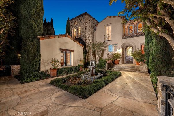 Exterior, Facade, Spanish Mediterranean
