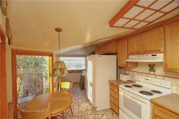 Dining room, Interior, Kitchen, Pendant Lights