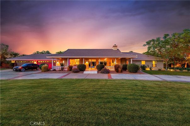 Attached, Backyard, Exterior, Facade, Ranch