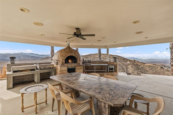 Exterior, Fireplace, Recessed Lighting