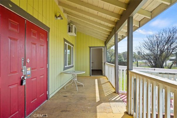 Exterior, Wood Texture Flooring