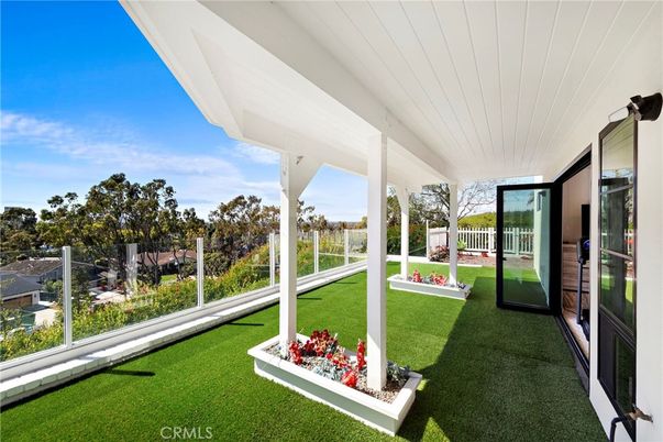 Exterior, Sun Room