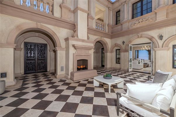 Fireplace, Interior