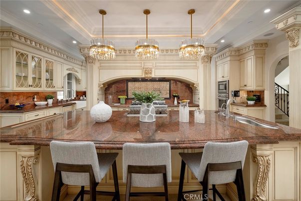 Chandelier, Dining room, Interior, Kitchen, Recessed Lighting, Stainless Steel Appliances