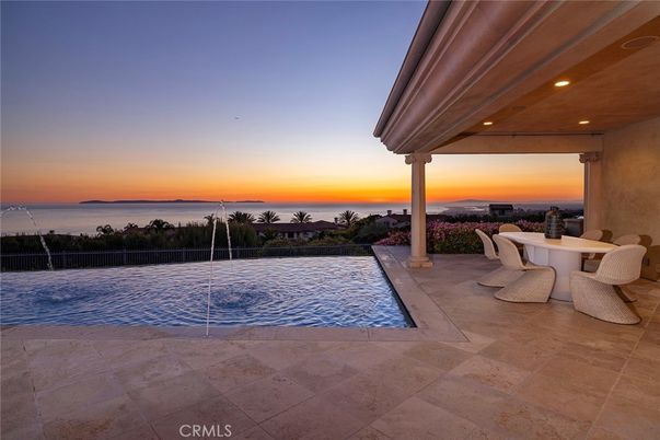 Exterior, Pool, Water
