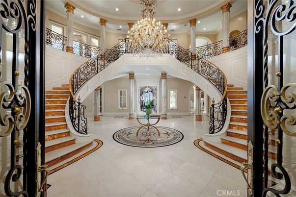 Chandelier, Interior, Recessed Lighting