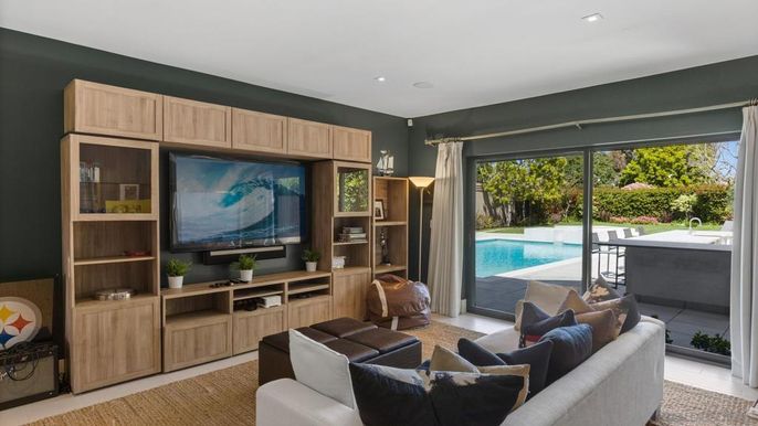 Interior, Living room, Recessed Lighting