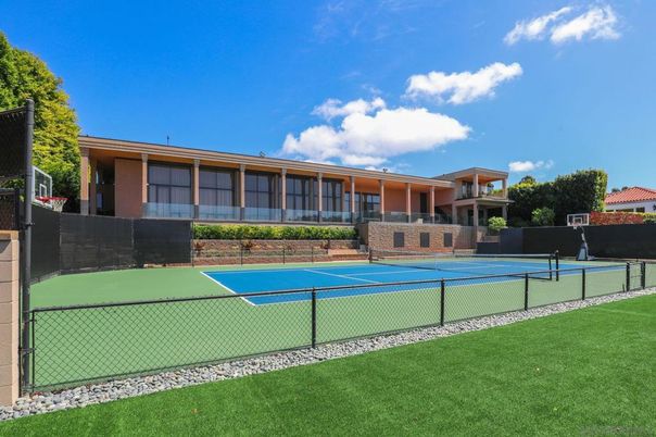Exterior, Tennis Courts