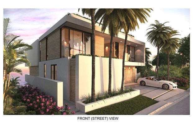 Exterior, Facade, Modern