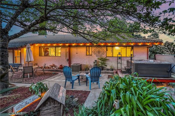 Backyard, Exterior, Hot Tub