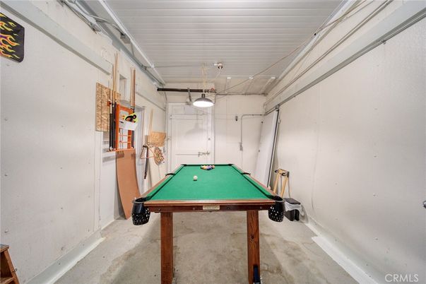 Billiard Table, Game Room, Garage, Interior