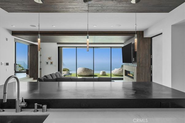 Fireplace, Interior, Kitchen, Pendant Lights, Recessed Lighting, Water