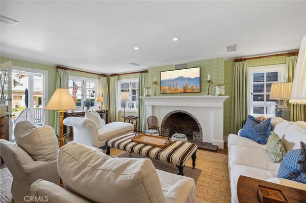 Fireplace, Interior, Living room, Recessed Lighting