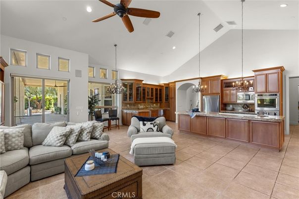 Dining room, Interior, Kitchen, Living room, Pendant Lights, Recessed Lighting, Stainless Steel Appliances