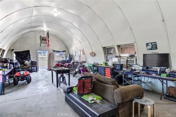 Garage, Interior, Living room