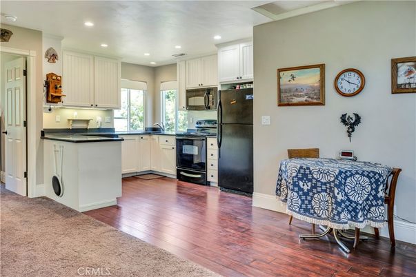 Dining room, Interior, Kitchen, Recessed Lighting, Wood Texture Flooring