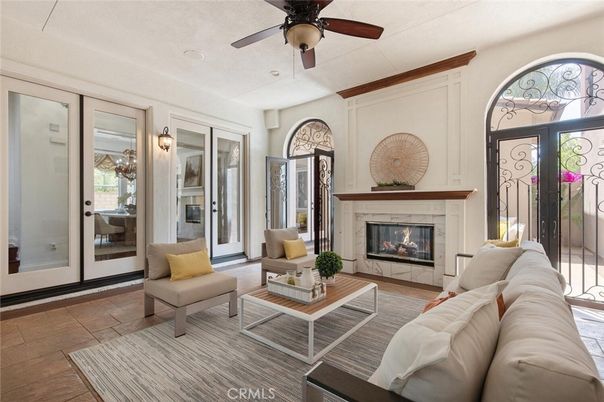 Fireplace, Interior, Living room