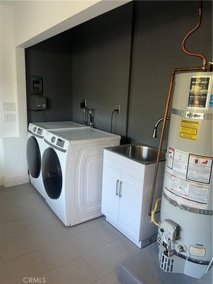 Interior, Washer