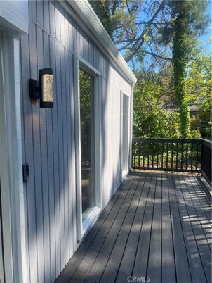 Exterior, Wood Texture Flooring