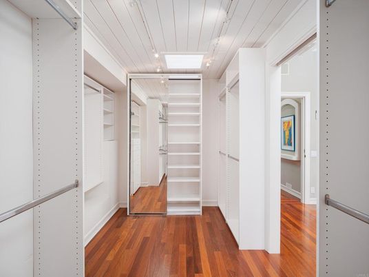 Interior, Walk-in Closets, Wood Texture Flooring
