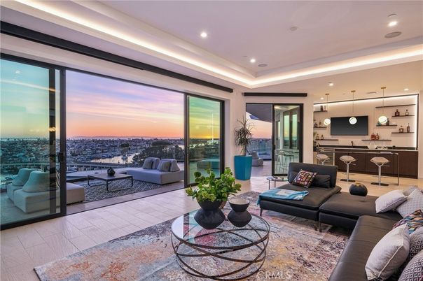 Interior, Kitchen, Living room, Pendant Lights, Recessed Lighting