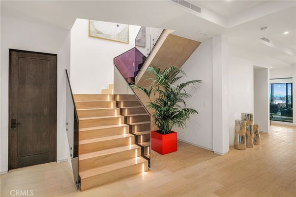 Interior, Recessed Lighting, Wood Texture Flooring